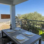 Regina Villa