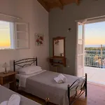 Regina Villa *